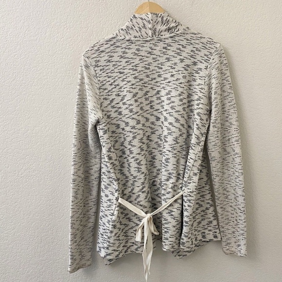 Lucky Brand Sweater Cardigan Size Medium White Black Open Front Cascade - Picture 3 of 4